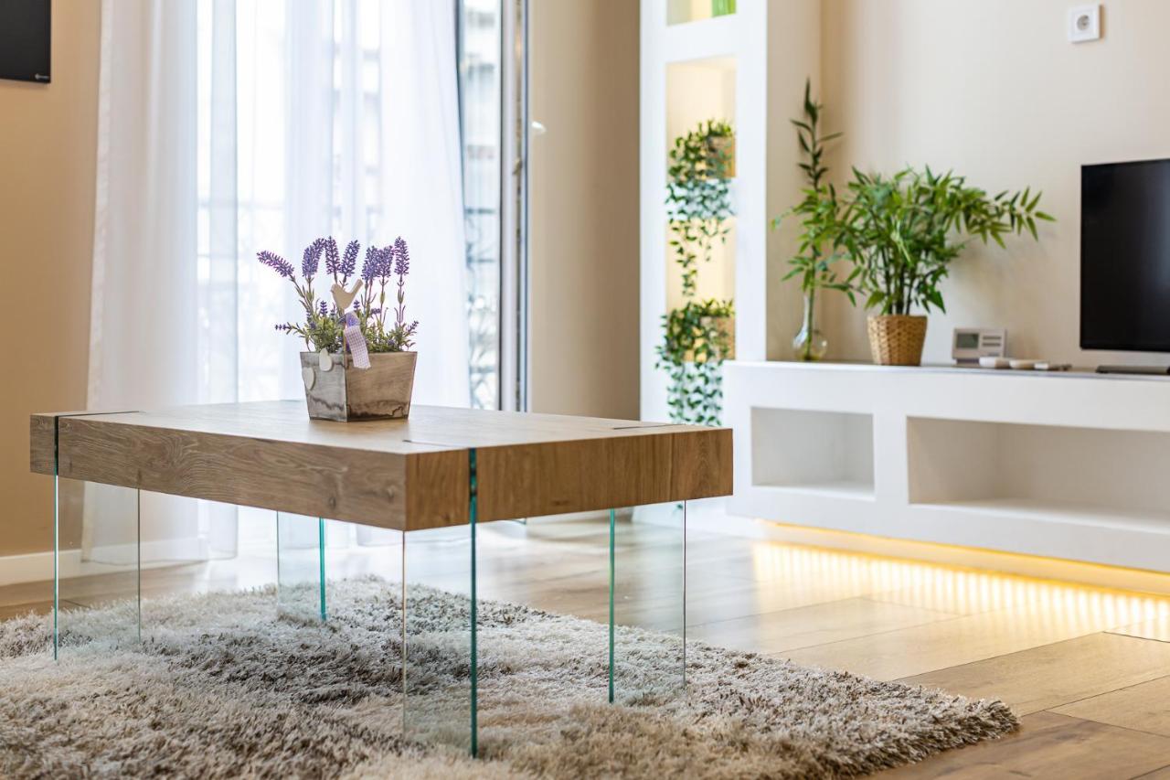 Csengery Deluxe Home With Balcony ブダペスト エクステリア 写真